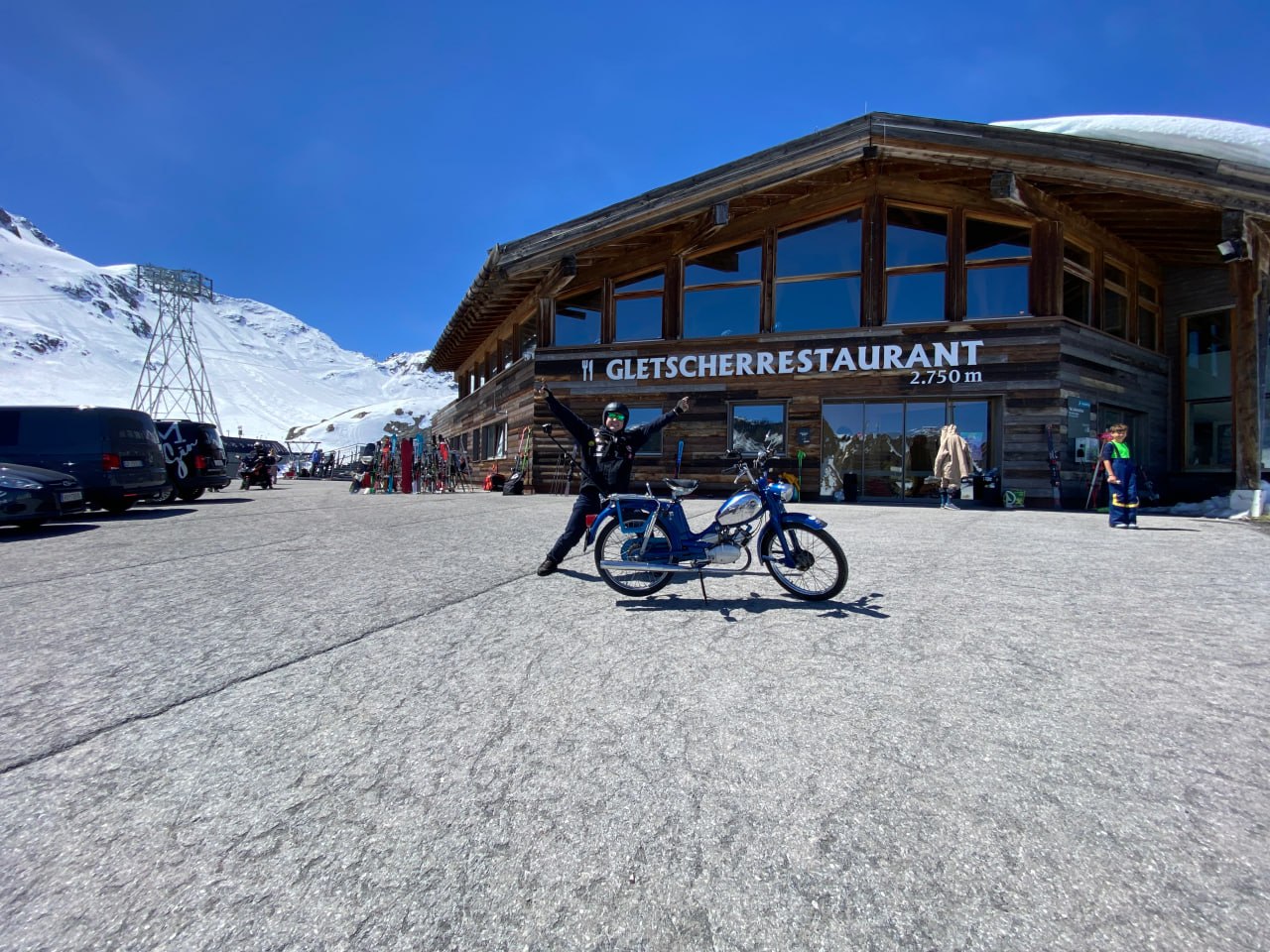 Manuel Ribis Zündapp Gletscherrestaurant 2750m